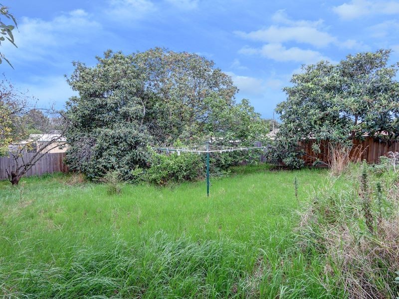 27 Dunstone Drive, Rosebud VIC 3939