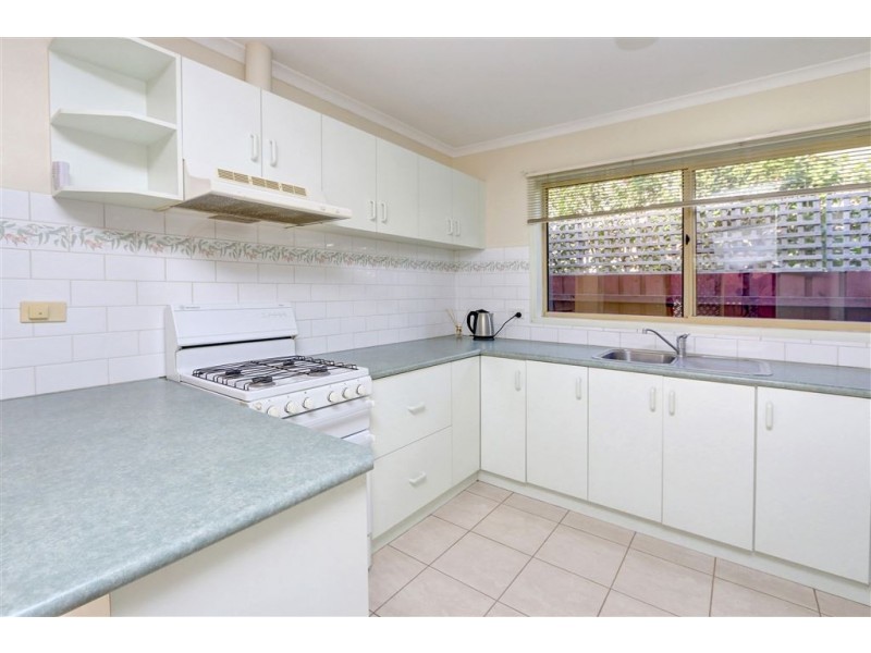 8 Banksia Place, Rosebud VIC 3939