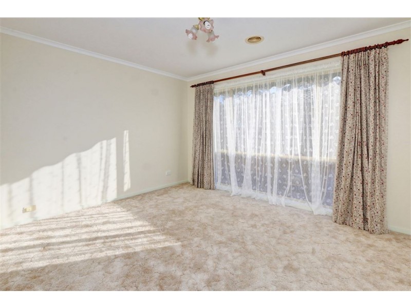 8 Banksia Place, Rosebud VIC 3939