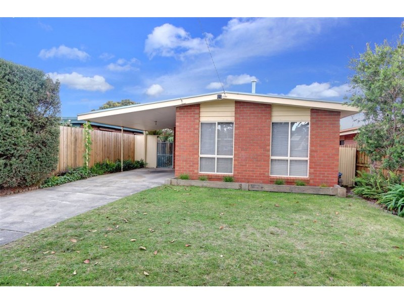 110 Second Avenue, Rosebud VIC 3939