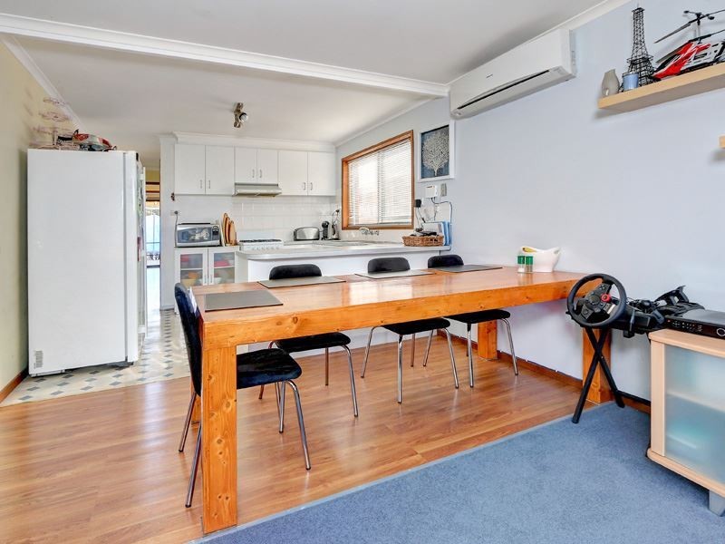 110 Second Avenue, Rosebud VIC 3939