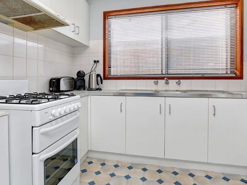 110 Second Avenue, Rosebud VIC 3939