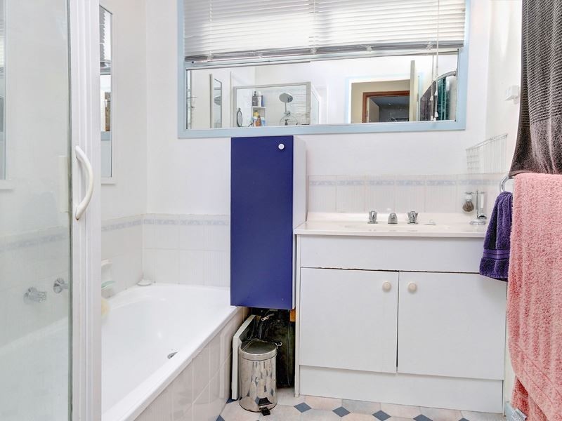 110 Second Avenue, Rosebud VIC 3939