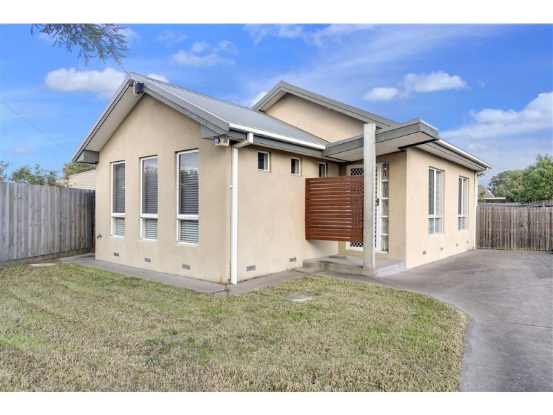 42 Elizabeth Avenue, Rosebud West VIC 3940