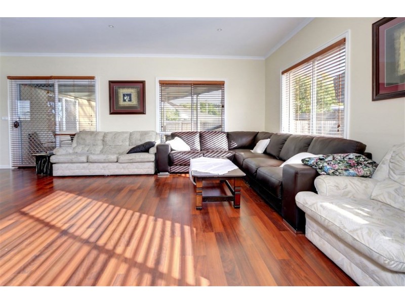 42 Elizabeth Avenue, Rosebud West VIC 3940