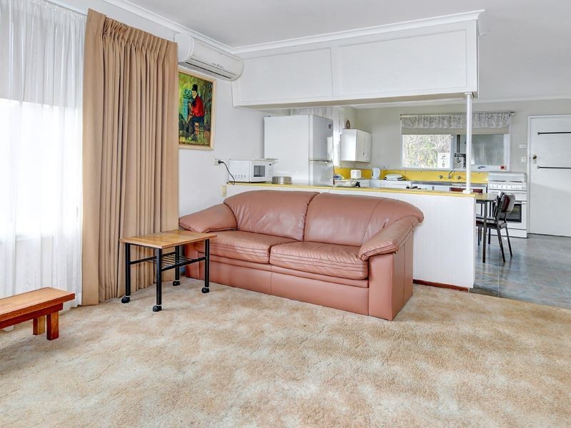 67 Ocean Street, Rosebud VIC 3939