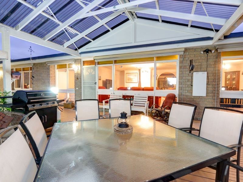 17 Fawkner Avenue, Blairgowrie VIC 3942