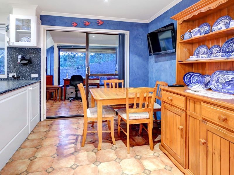 17 Fawkner Avenue, Blairgowrie VIC 3942