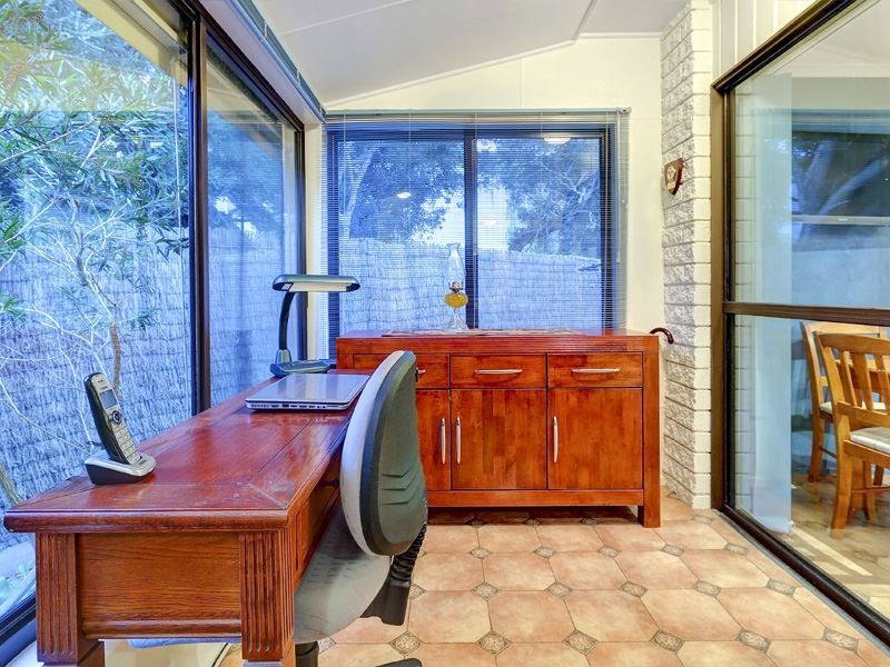 17 Fawkner Avenue, Blairgowrie VIC 3942