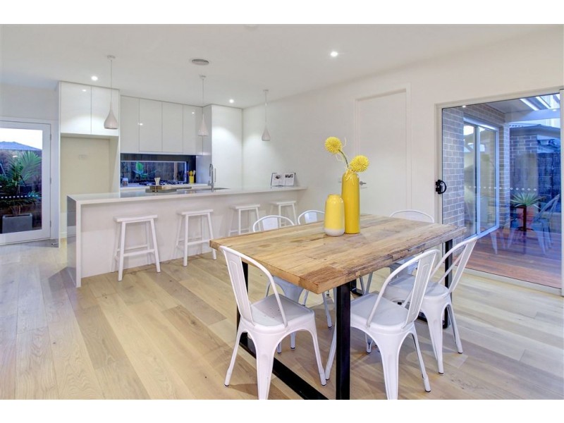 3/6 Beatty Parade, Mornington VIC 3931