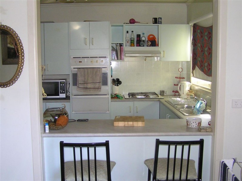 103 Ninth Avenue, Rosebud VIC 3939