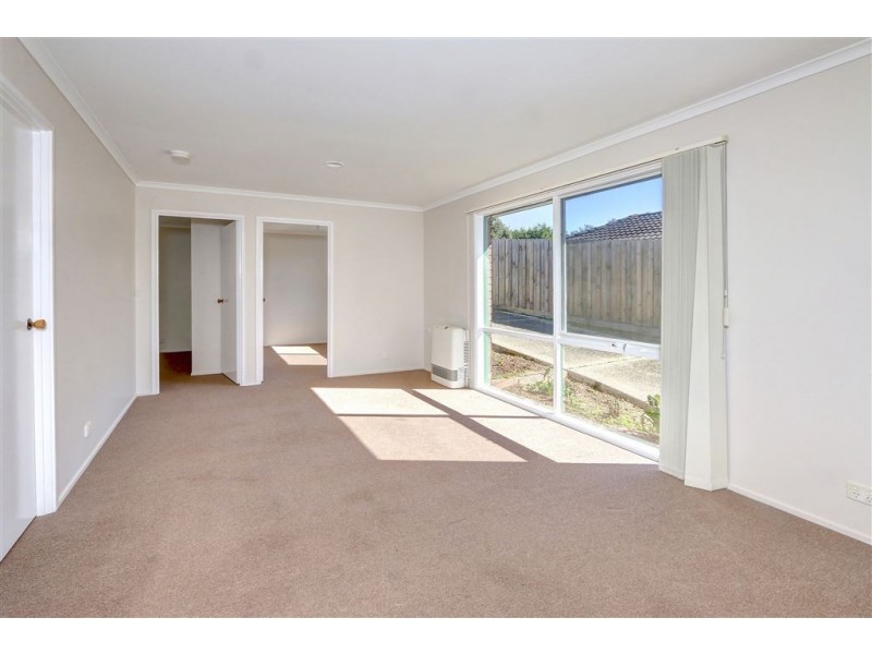 11 Attuna Crescent, Rosebud West VIC 3940