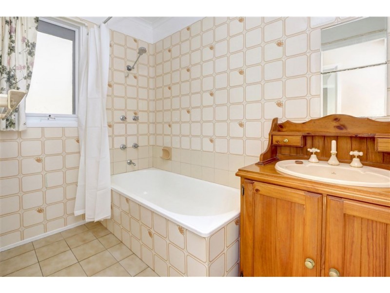11 Attuna Crescent, Rosebud West VIC 3940