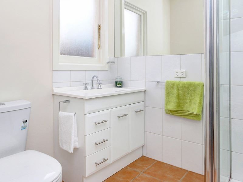 38 Ocean Street, Rosebud VIC 3939