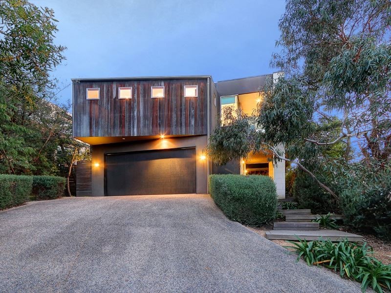 2 The Boulevard, Mccrae VIC 3938