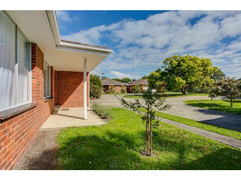 4/16 Johns Road, Mornington VIC 3931