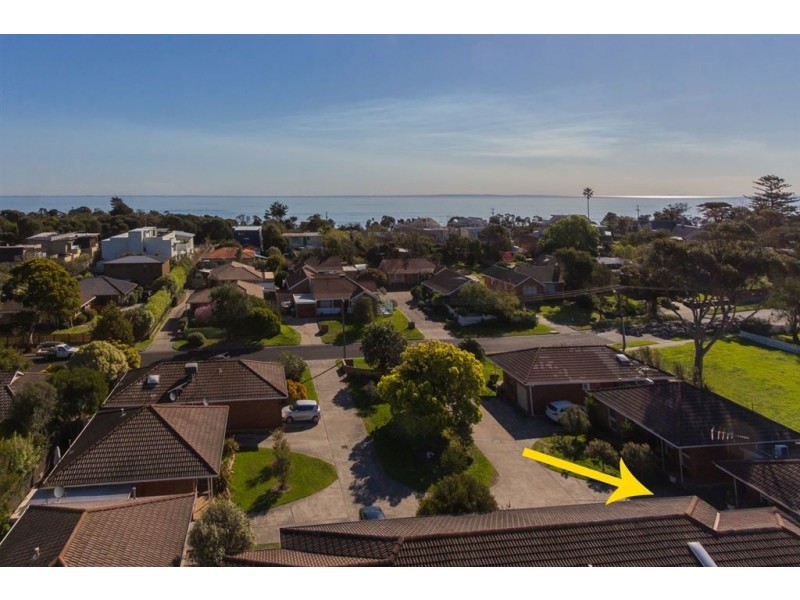 4/16 Johns Road, Mornington VIC 3931