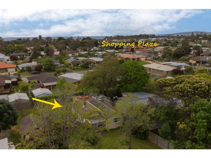 20 Moorfield Avenue, Rosebud VIC 3939