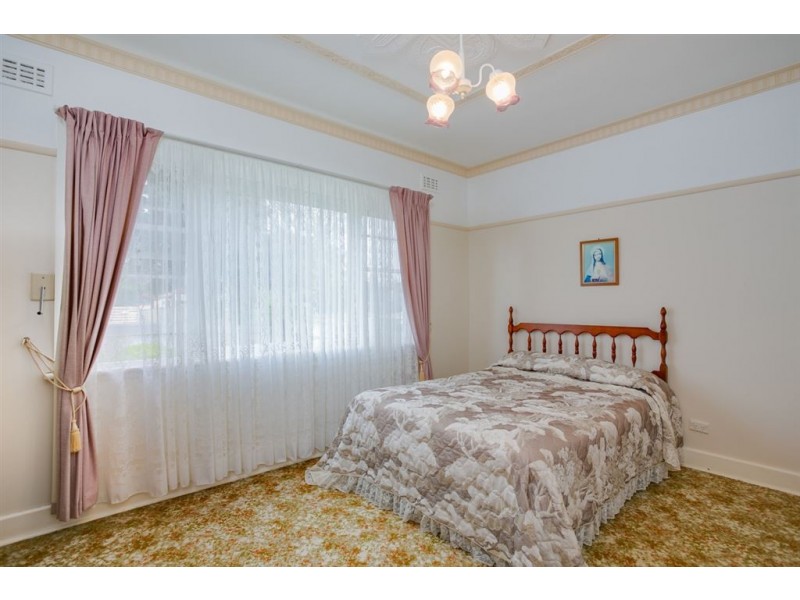 136 Jetty Road, Rosebud VIC 3939