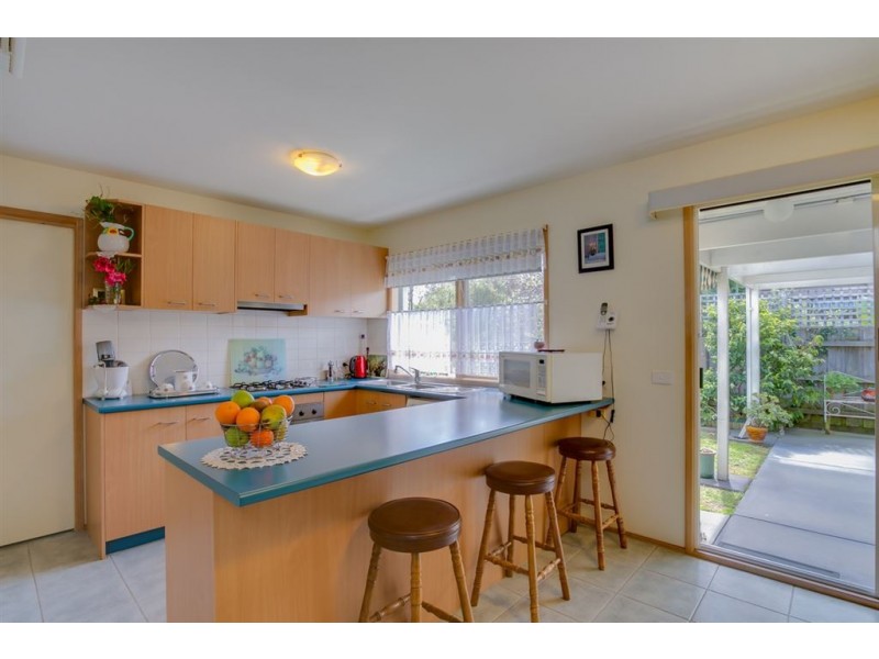 44 Violet Street, Rosebud West VIC 3940