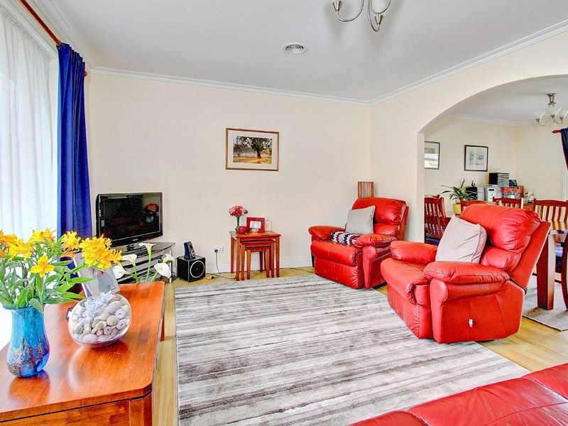 8 Bentley Road, Mccrae VIC 3938