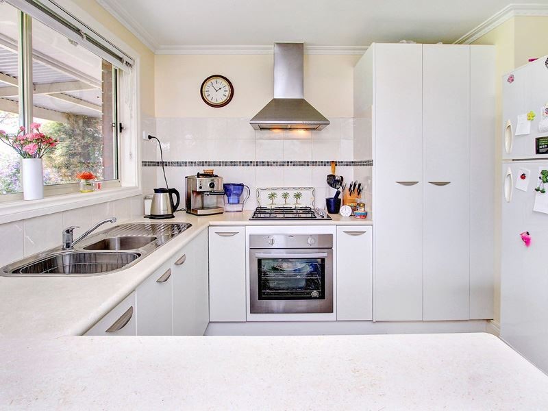 8 Bentley Road, Mccrae VIC 3938