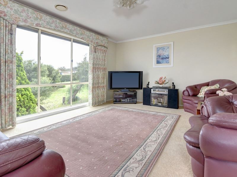 10 Tudor Road, Rosebud VIC 3939