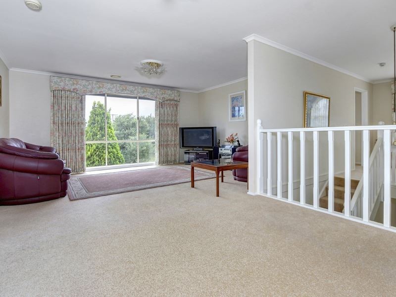 10 Tudor Road, Rosebud VIC 3939