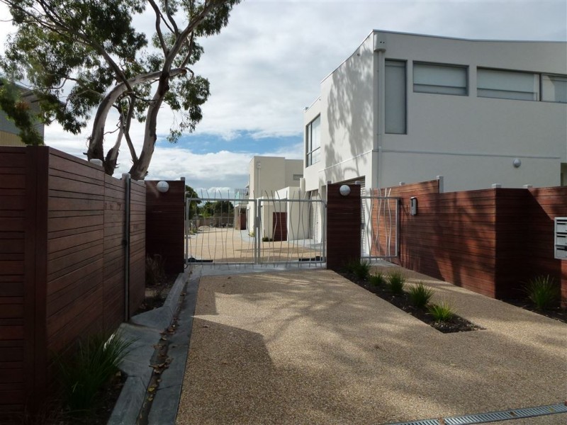 16/57-59 Pier Street, Dromana VIC 3936