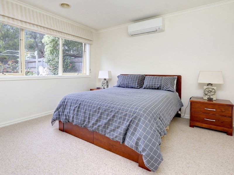 4 Caroline Court, Rosebud VIC 3939