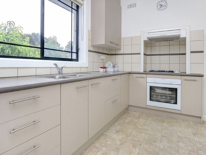 35 Grenville Grove, Rosebud West VIC 3940