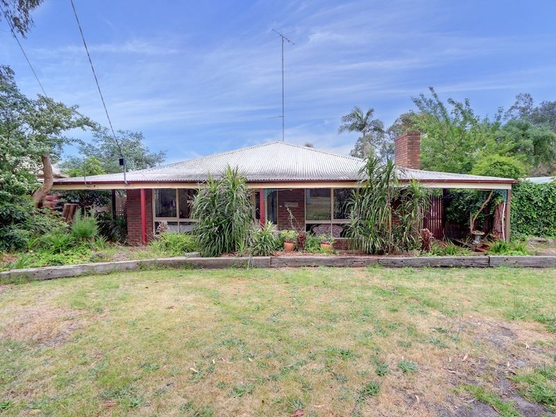 8 Wakool Avenue, Rosebud VIC 3939