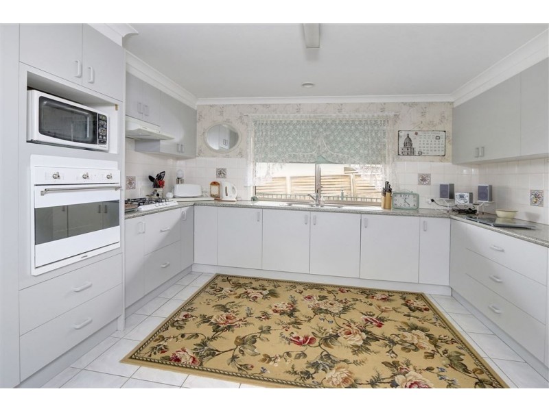 3 Cowley Avenue, Mccrae VIC 3938