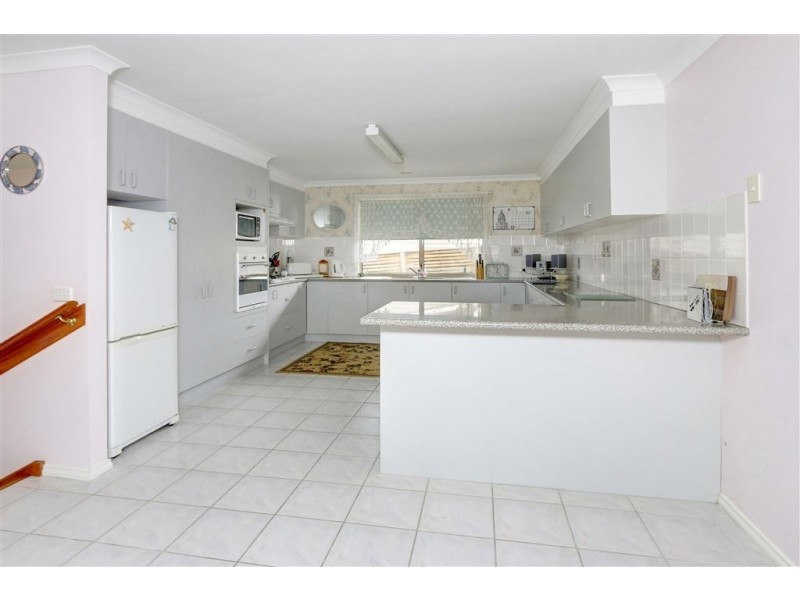 3 Cowley Avenue, Mccrae VIC 3938