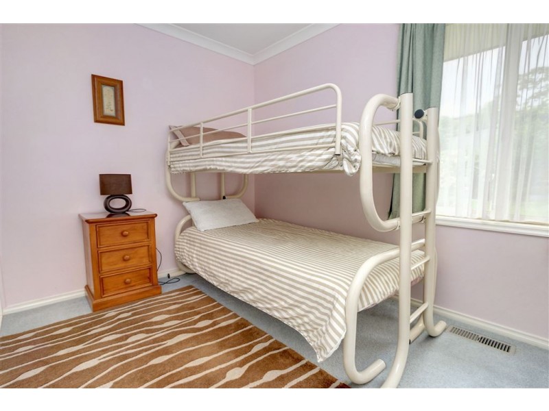 3 Cowley Avenue, Mccrae VIC 3938