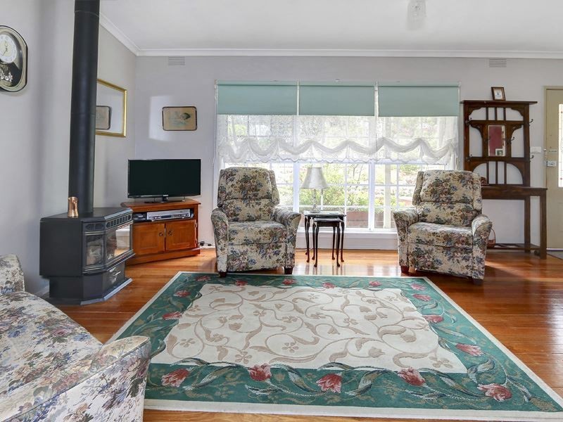 31 Warrain Avenue, Rosebud VIC 3939