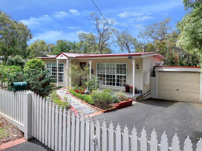 31 Warrain Avenue, Rosebud VIC 3939