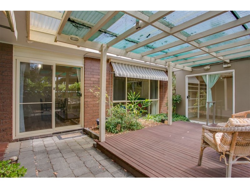 55 Mawarra Avenue, Rosebud West VIC 3940