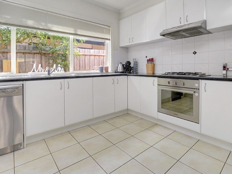 36 Sunningdale Road, Rosebud VIC 3939