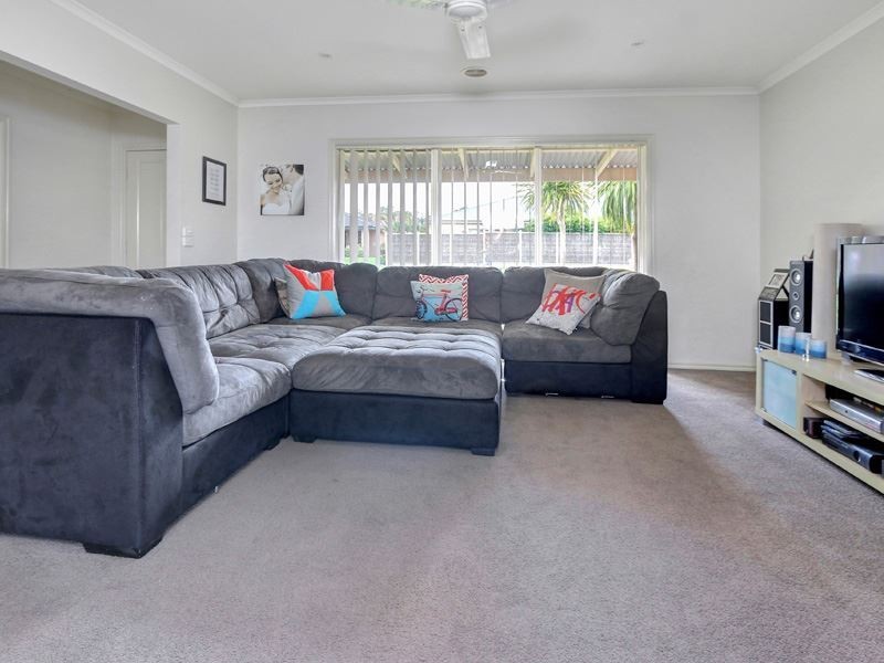 36 Sunningdale Road, Rosebud VIC 3939