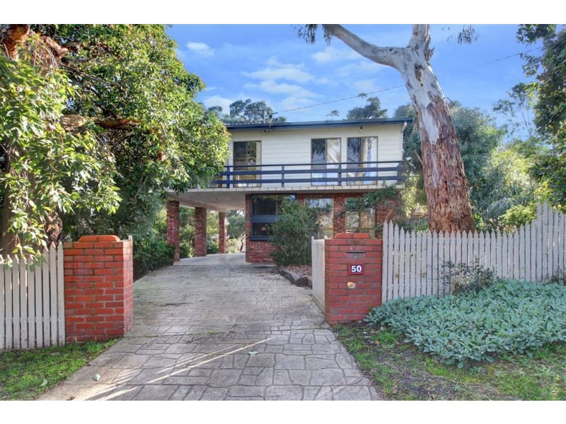 50 Murawa Drive, Rosebud VIC 3939