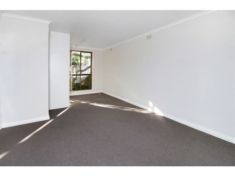 50 Murawa Drive, Rosebud VIC 3939