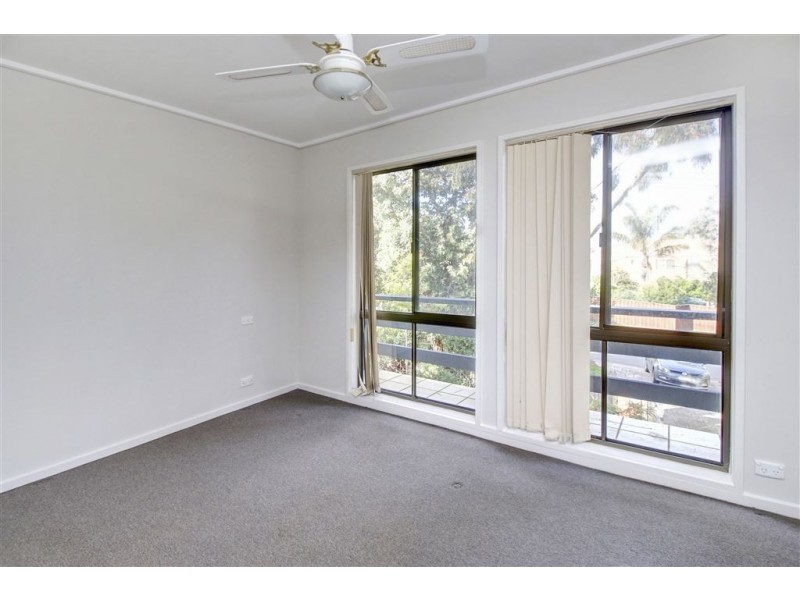 50 Murawa Drive, Rosebud VIC 3939