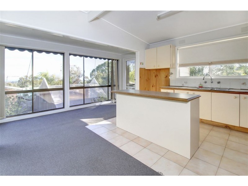 50 Murawa Drive, Rosebud VIC 3939