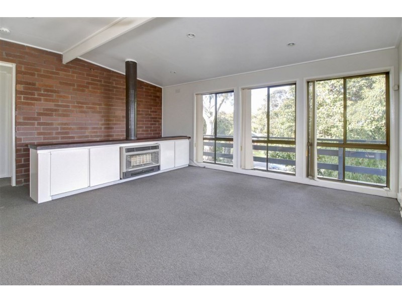 50 Murawa Drive, Rosebud VIC 3939