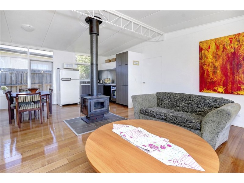 30 Hilary Avenue, Mccrae VIC 3938