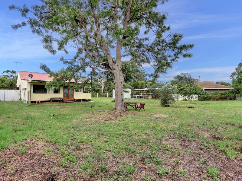 7 Florence Avenue, Rosebud West VIC 3940