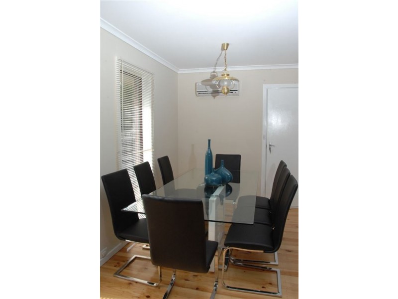 17 Hakea Avenue, Rosebud West VIC 3940