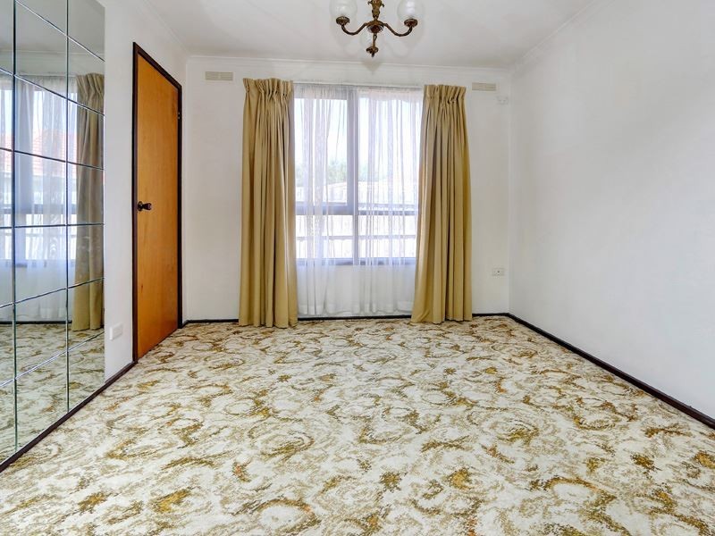 15 Swans Way, Rosebud West VIC 3940