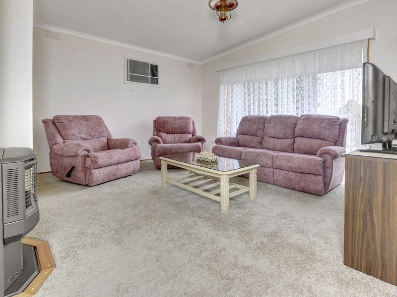 193 Eighth Avenue, Rosebud VIC 3939